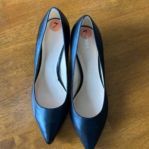 Nine West Women's Pumps In Black size 7M